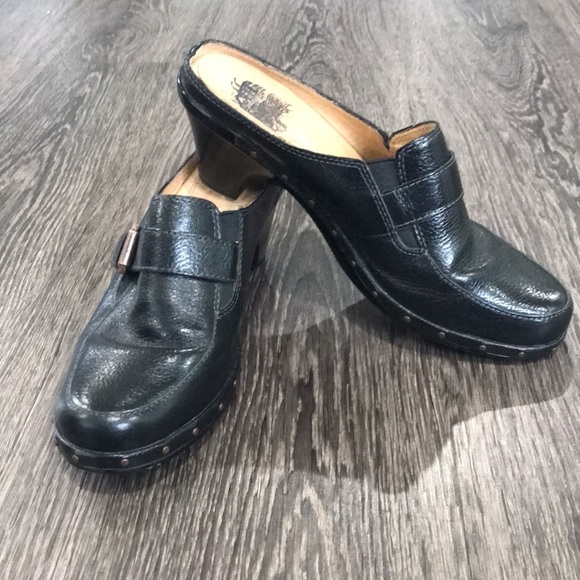 Sofft Black Leather heeled Mules with Studs and Buckles  8.5 - Picture 2 of 12